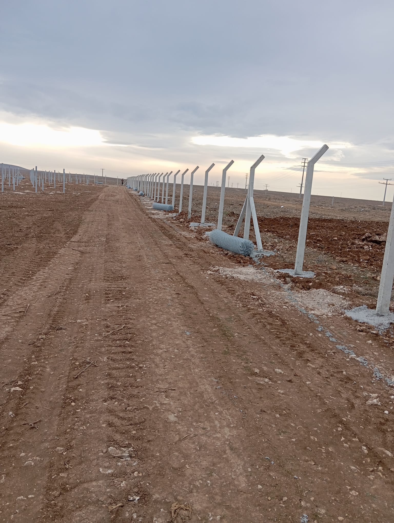 Beton Direkli Tel Örgü Kurumsal Proje Uygulaması 97
